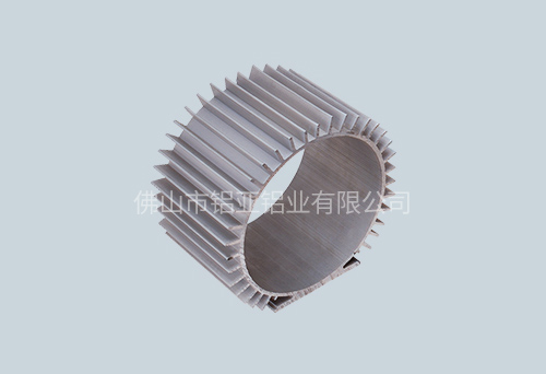 鋁型材（cái）散熱器