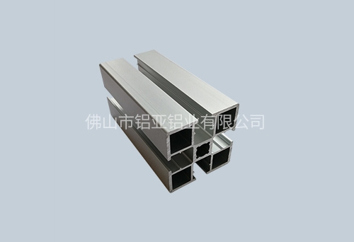 擠壓鋁型（xíng）材