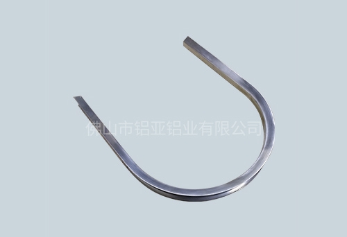 鋁（lǚ）型材拉（lā）彎加工